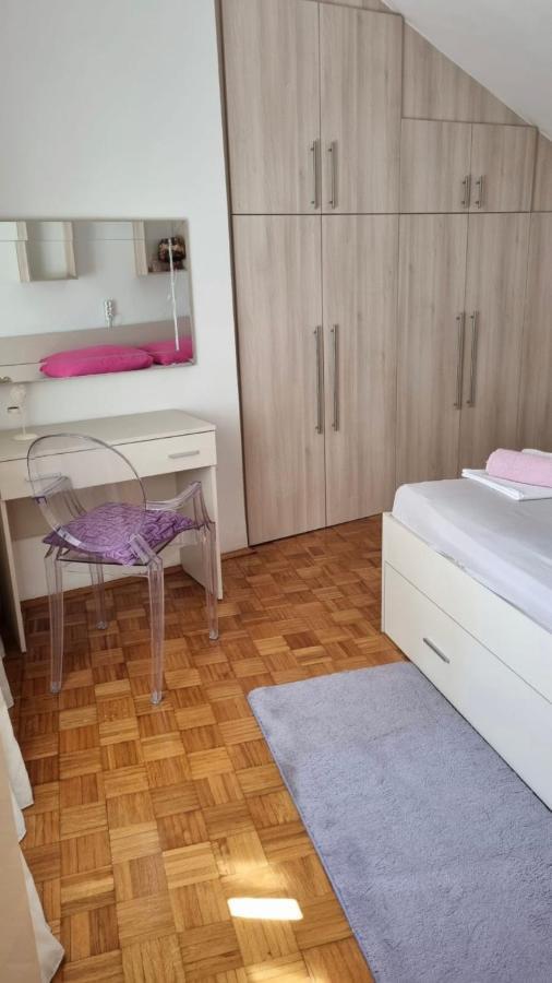 Apartment Natasha Biograd Na Moru Exterior photo