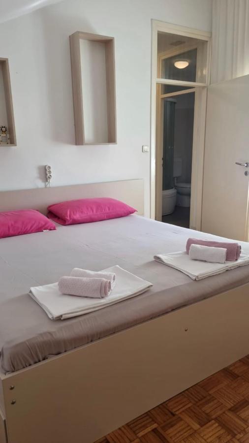 Apartment Natasha Biograd Na Moru Exterior photo