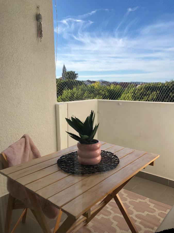 Apartment Natasha Biograd Na Moru Exterior photo